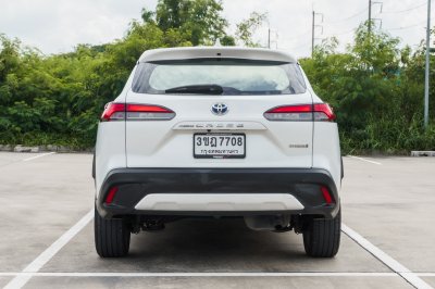TOYOTA COROLLA CROSS 1.8 HYBRID PREMIUM ปี2022 (3ขฏ7708)