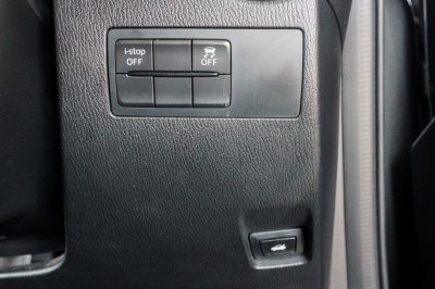 MAZDA 2 1.3 C ปี2022 (3ขด8637)