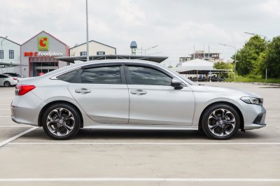 HONDA CIVIC 2.0 E:HEV EL+ ปี2022 (3ขท8376)