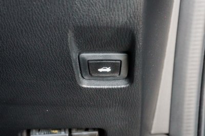 MAZDA 2 1.3 C ปี2022 (3ขด8637)