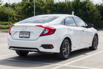 HONDA CIVIC 1.8 EL ปี2021 (2ขฉ6928)