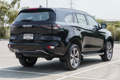 ISUZU MU-X 1.9 ULTIMATE ปี2023 (3ขศ7886)