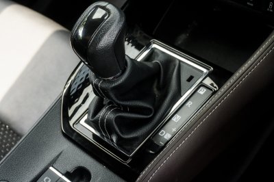 TOYOTA YARIS ATIV 1.2 PREMIUM ปี2024 (กร9533)