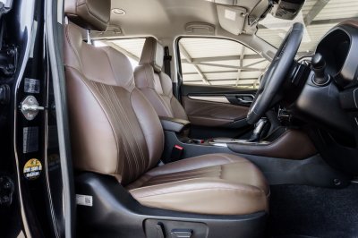 ISUZU MU-X 1.9 ULTIMATE ปี2023 (3ขศ7886)