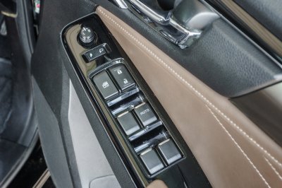 ISUZU MU-X 1.9 ULTIMATE ปี2023 (3ขศ7886)