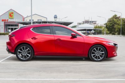 MAZDA 3 2.0 SPORTS SP ปี2019 จด2022 (3ขน8577)