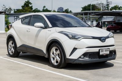 TOYOTA CH-R 1.8 HV HI AT ปี 2018 (ญญ8884)