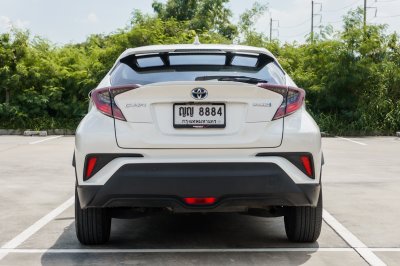 TOYOTA CH-R 1.8 HV HI AT ปี 2018 (ญญ8884)