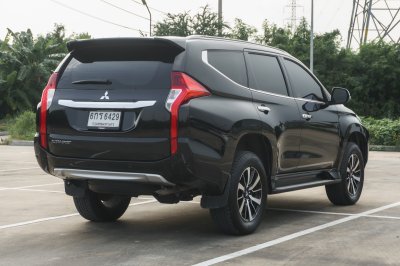MITSUBISHI PAJERO SPORT 2.4 GT ปี2017 (6กร6429)