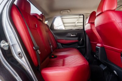 TOYOTA YARIS ATIV 1.2 PREMIUM LUXURY ปี2023 (กษ5961)