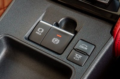 TOYOTA YARIS ATIV 1.2 PREMIUM LUXURY ปี2023 (กษ5961)