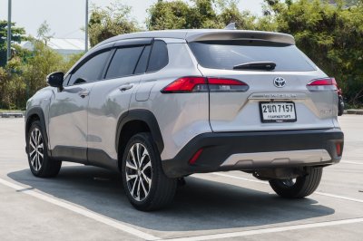 TOYOTA COROLLA CROSS 1.8 HYBRID PREMIUM ปี2021 จด2022 (2ขถ7157)