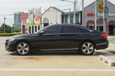 HONDA ACCORD 2.0 E:HEV TECH ปี2022 (3ขท1582)
