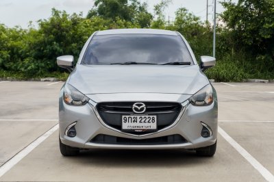 MAZDA 2 1.3 SPORT HIGH CONNECT AT ปี 2019 (9กฆ2228)
