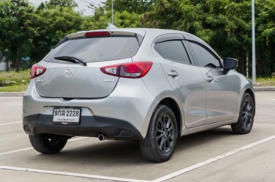 MAZDA 2 1.3 SPORT HIGH CONNECT AT ปี 2019 (9กฆ2228)