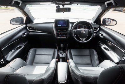 TOYOTA YARIS 1.2 SMART ปี2023 (กง3984)