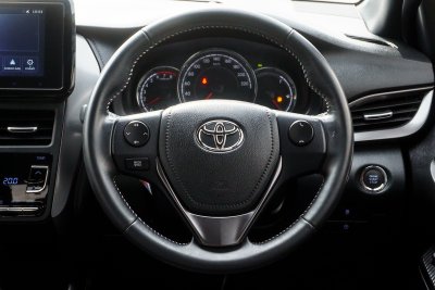 TOYOTA YARIS 1.2 SMART ปี2023 (กง3984)