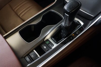 HONDA ACCORD 2.0 E:HEV TECH ปี2022 (3ขท1582)