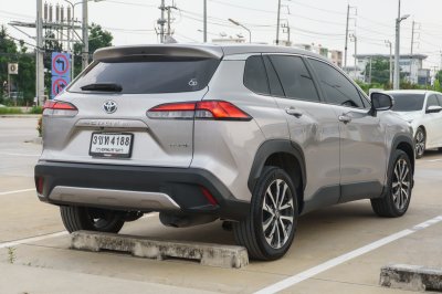 TOYOTA COROLLA CROSS 1.8 HYBRID PREMIUM ปี2022 (3ขท4188)