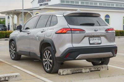 TOYOTA COROLLA CROSS 1.8 HYBRID PREMIUM ปี2022 (3ขท4188)