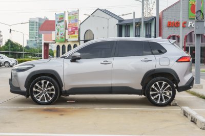 TOYOTA COROLLA CROSS 1.8 HYBRID PREMIUM ปี2022 (3ขท4188)