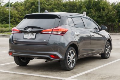 TOYOTA YARIS 1.2 G+ AT ปี2018 (8กฌ968)
