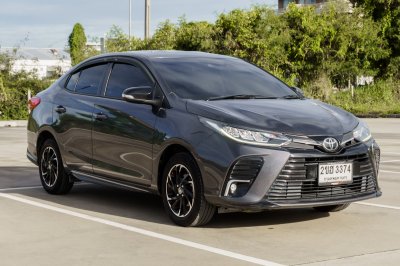 TOYOTA YARIS ATIV 1.2 SPORT PREMIUM ปี2022 (2ขฮ3374)
