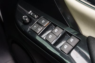 TOYOTA FORTUNER 2.8 LEADER ปี2023 จด2024 (5ขก8746)