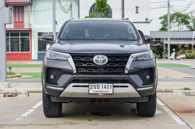 TOYOTA FORTUNER 2.4 V ปี2021 (2ขช1431)