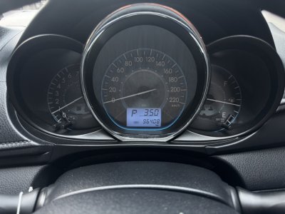 TOYOTA VIOS 1.5 J AT ปี 2017 (6กญ3250)