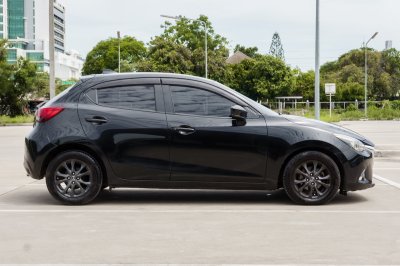 MAZDA 2 1.3 SPORT HIGH CONNECT AT ปี2019 (8กฮ3616)
