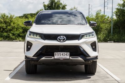 TOYOTA FORTUNER 2.4 LEGENDER AT ปี 2021 (8ขช4243)