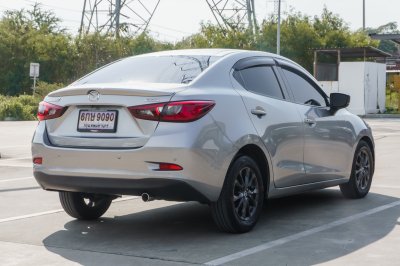 MAZDA 2 1.3 HIGH CONNECT ปี2019 (6กษ9090)