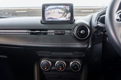 MAZDA 2 1.3 HIGH CONNECT ปี2019 (6กษ9090)