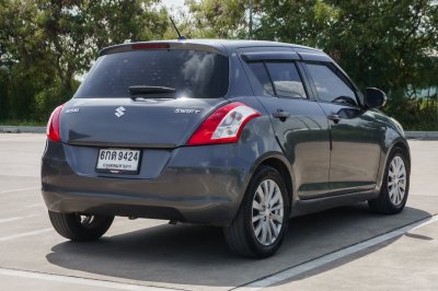 SUZUKI SWIFT 1.25 GLX ปี2017 (6กด9424)