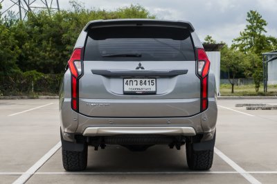 MITSUBISHI PAJERO SPORT 2.4 GLS LTD 2WD AT ปี2015 (4กว8415)