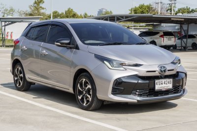 TOYOTA YARIS 1.2 PREMIUM AT ปี 2023 (4ขน4248)