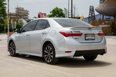 TOYOTA ALTIS 1.8 ESPORT OPTION ปี2019 (9กง1430)