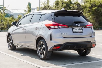 TOYOTA YARIS 1.2 PREMIUM AT ปี 2023 (4ขน4248)