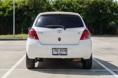 TOYOTA YARIS 1.5 J AT ปี2010 (กม3316)