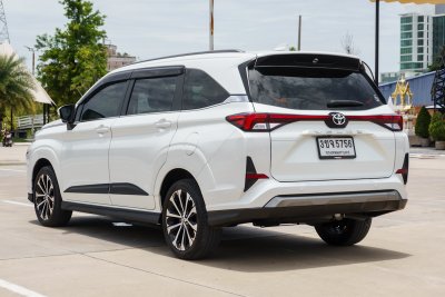 TOYOTA VELOZ 1.5 PREMIUM ปี2022 (3ขจ5756)