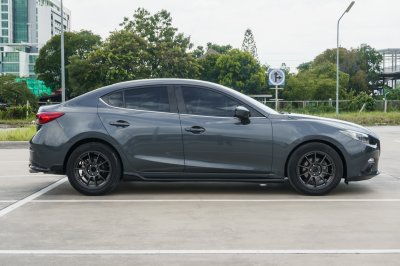 MAZDA 3 2.0 C ปี2016 (5กล6670)