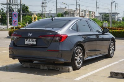 HONDA CIVIC FE 1.5 EL ปี2021 (9กด3998)