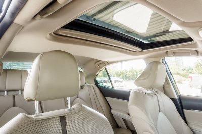 TOYOTA CAMRY 2.5 HEV PREMIUM ปี2020 (1ขค6307)