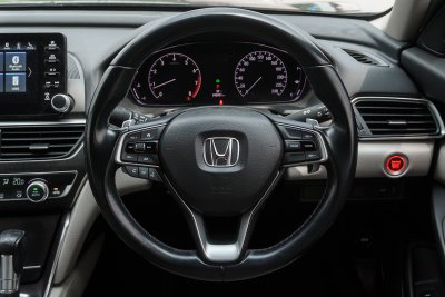 HONDA ACCORD 1.5 EL TURBO AT ปี2019 (9กภ7198)