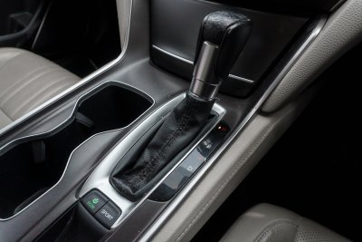 HONDA ACCORD 1.5 EL TURBO AT ปี2019 (9กภ7198)