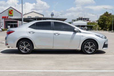 TOYOTA ALTIS 1.6 G AT ปี2019 (8กส5326)