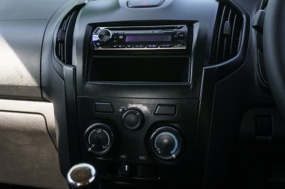 ISUZU D-MAX 1.9 S CAB MT ปี 2018 (ผก6343)