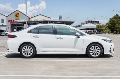 TOYOTA ALTIS 1.6 G AT ปี 2021 (1ขส7239)