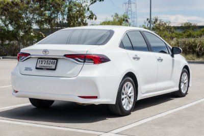 TOYOTA ALTIS 1.6 G AT ปี 2020 (1ขว5246)
